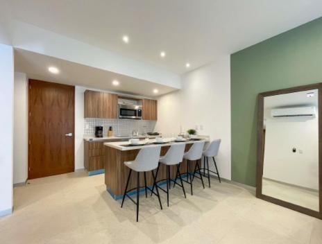 Urban Towers Playa Del Carmen Apartment Exterior foto