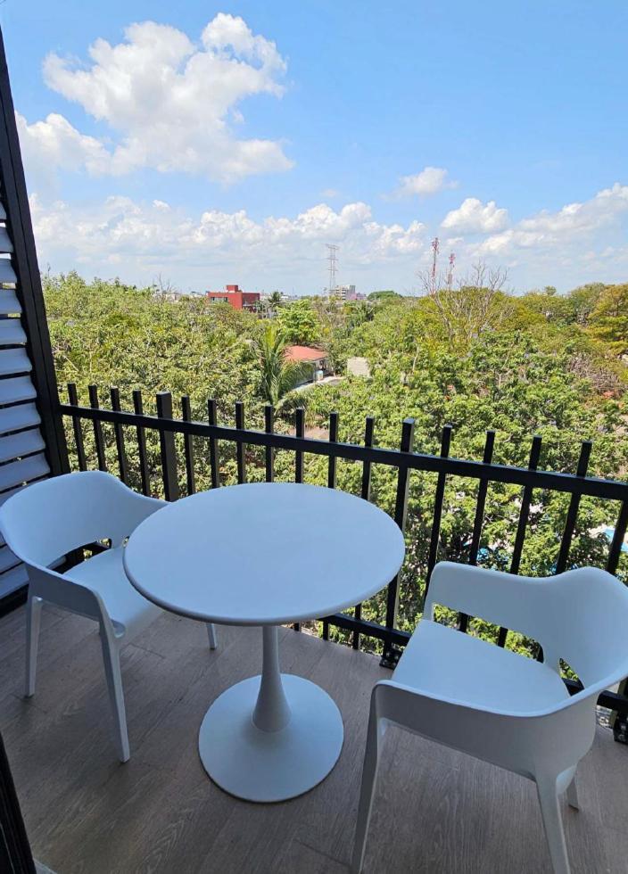 Urban Towers Playa Del Carmen Apartment Exterior foto